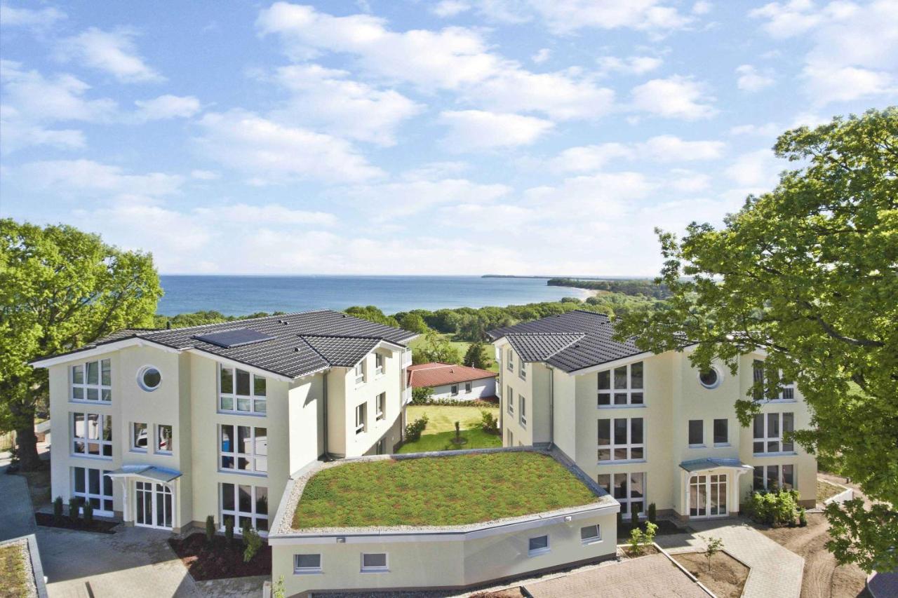 Meerblick Fewo 48: Sellin Beachfront with Balcony and Spa Access Goehren  Exterior photo